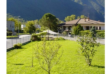 Italia Privát Porlezza, Exteriorul